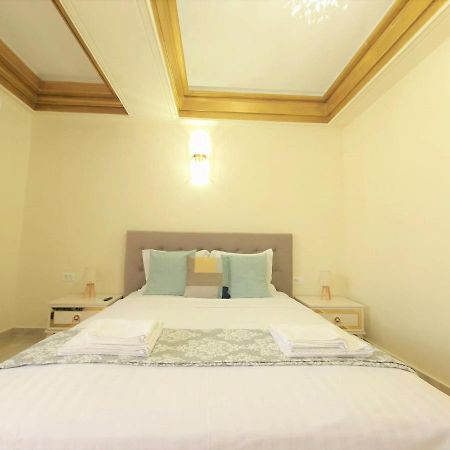 Laroka House Luxury Apartment City Center Universitate Бухарест Екстер'єр фото