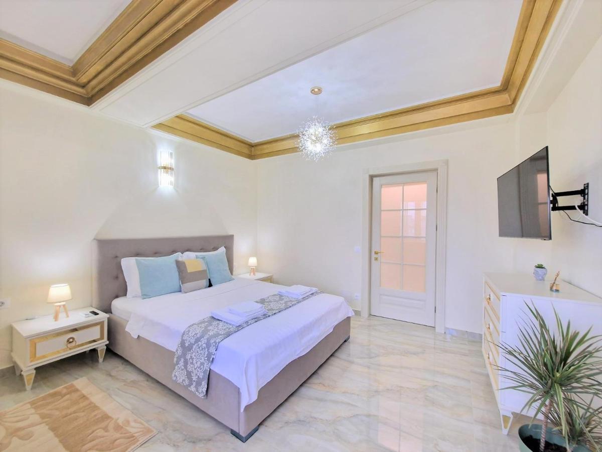Laroka House Luxury Apartment City Center Universitate Бухарест Екстер'єр фото