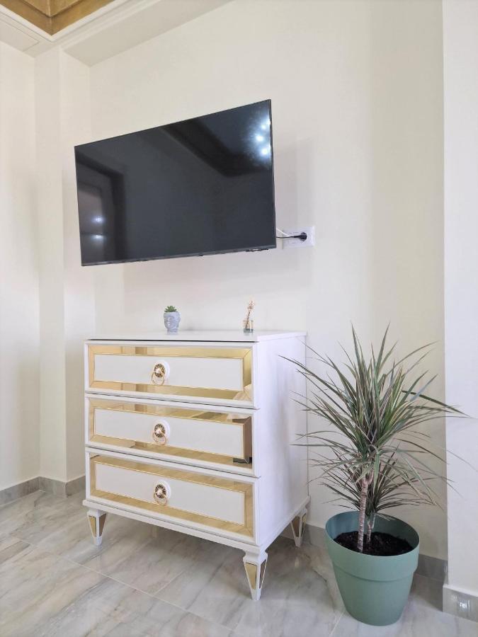 Laroka House Luxury Apartment City Center Universitate Бухарест Екстер'єр фото
